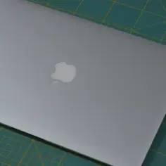 Wymiana baterii MacBook Air - uniknij problemów z akumulatorem