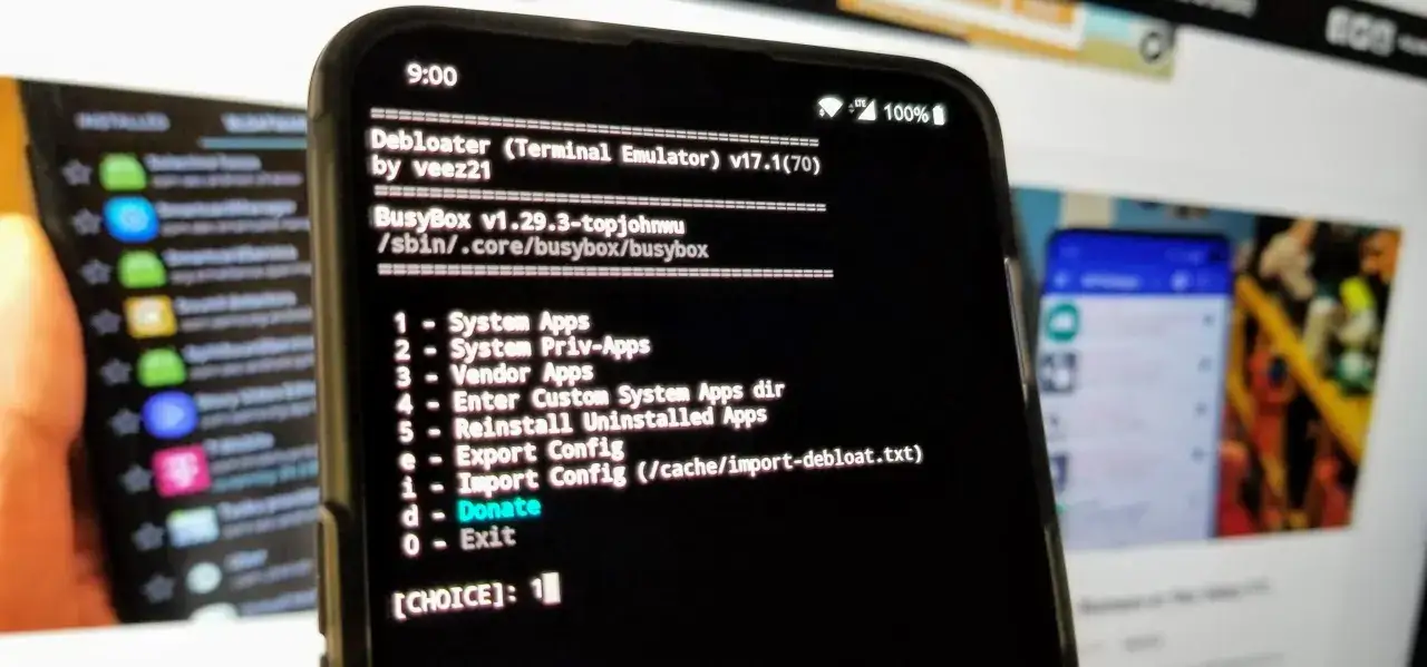 Aplikacja Debloater na telefonie oferuje opcje zarządzania aplikacjami systemowymi, prywatnymi i od dostawców. Można też dokonać importu/eksportu konfiguracji lub wesprzeć twórcę.